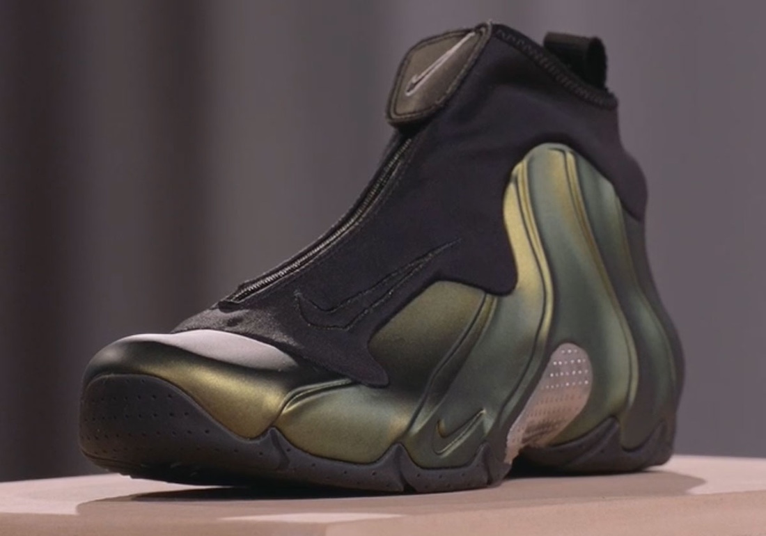 Nike Air Flightposite “Metallic Gold” Returns Holiday 2024 Sneakers